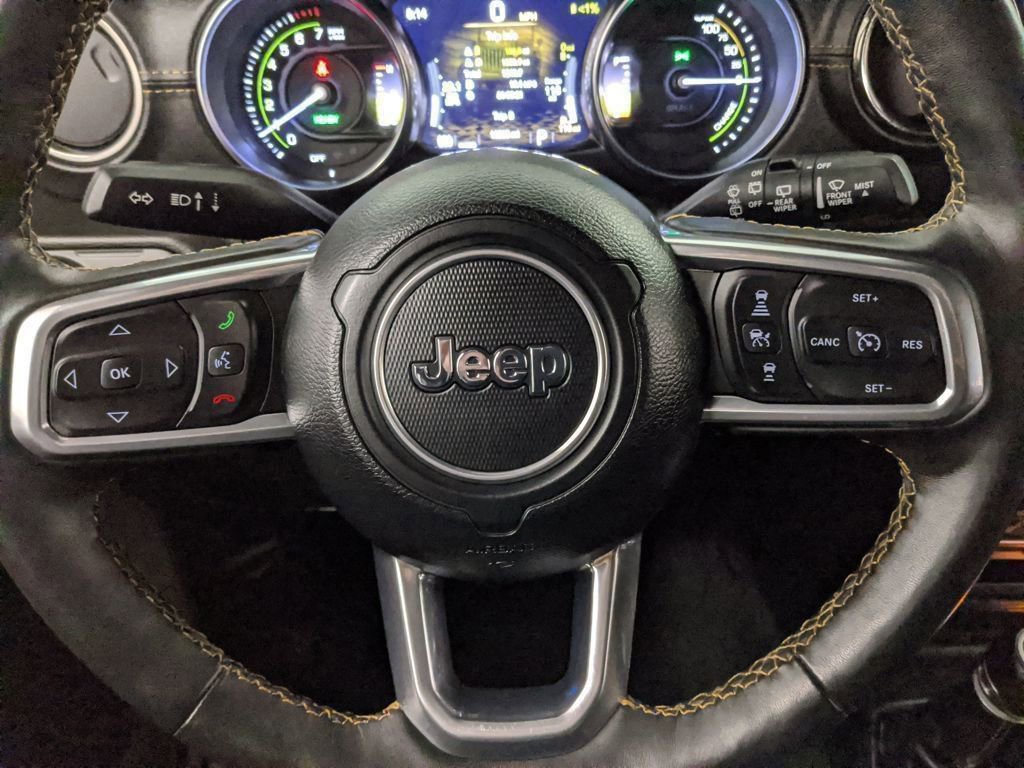 Used 2023 Jeep Wrangler Unlimited Sahara AWD/4WD image 76