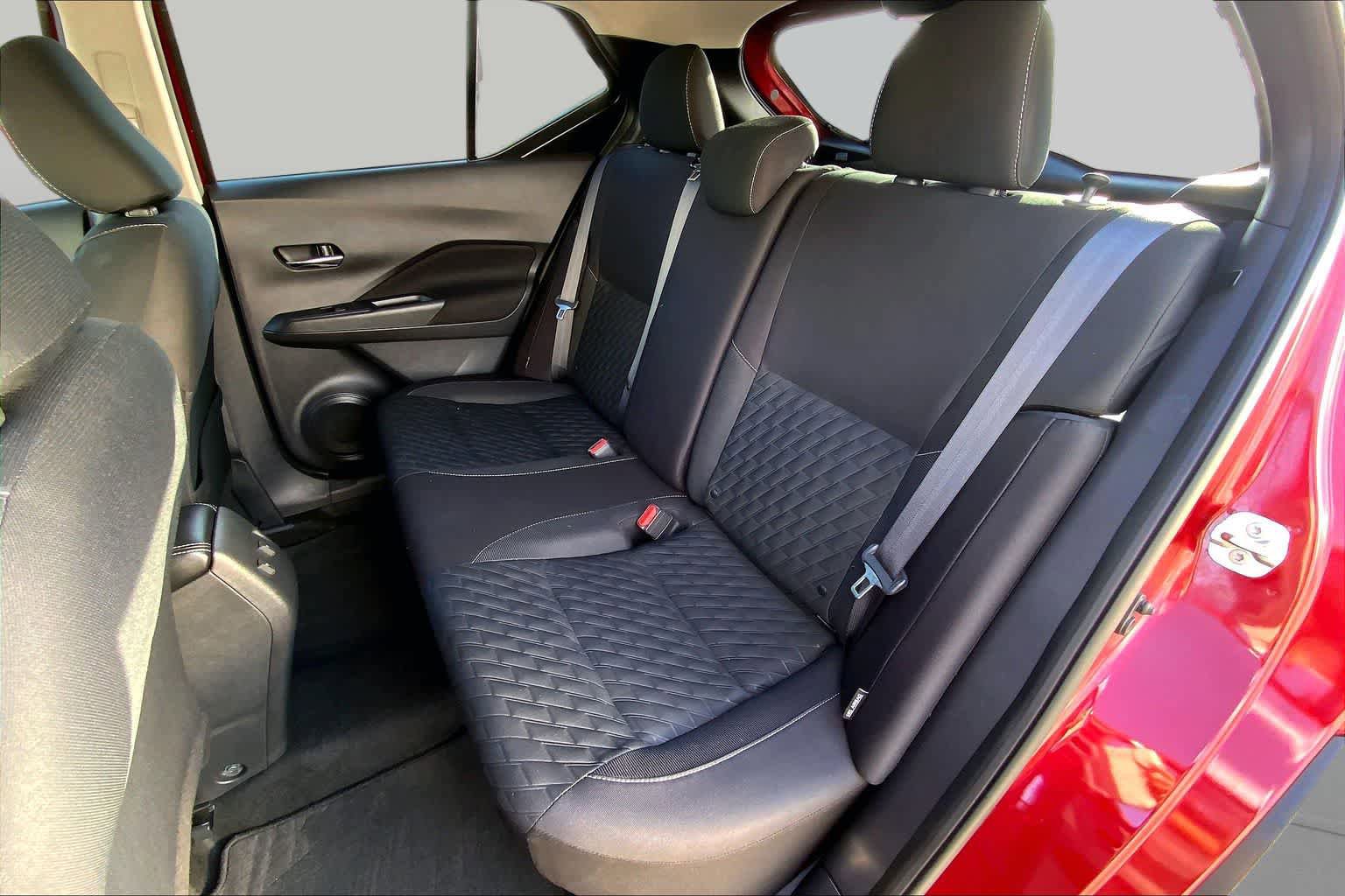 Used 2021 Nissan Kicks SV FWD image 21