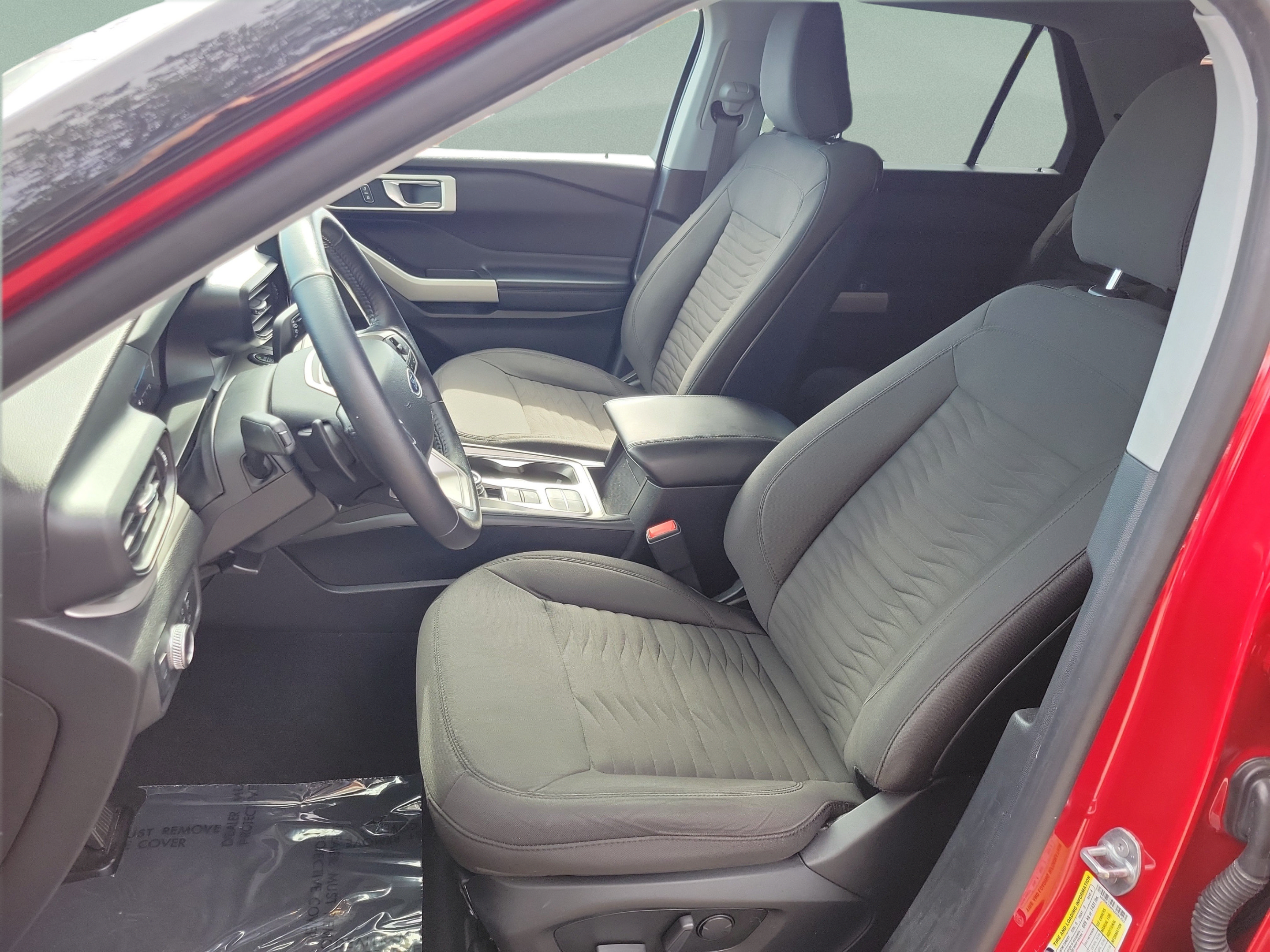 Certified 2020 Ford Explorer XLT RWD image 17