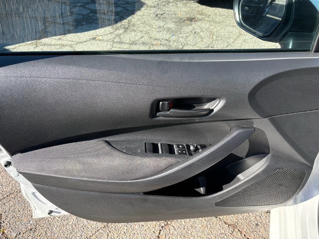 Used 2023 Toyota Corolla LE image 9