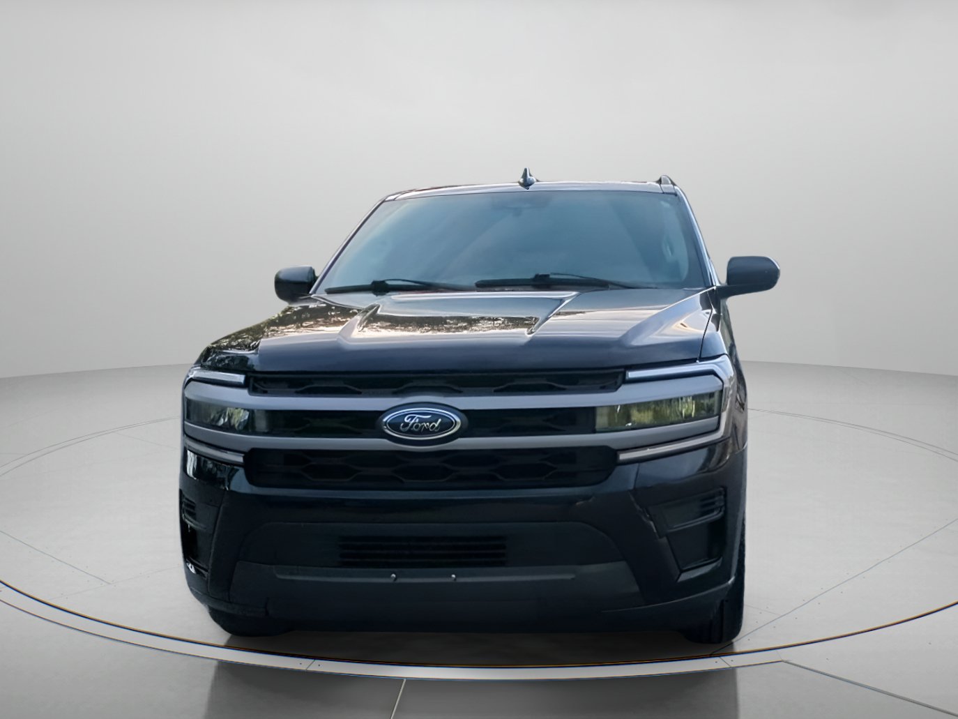 Certified 2024 Ford Expedition XLT RWD image 8