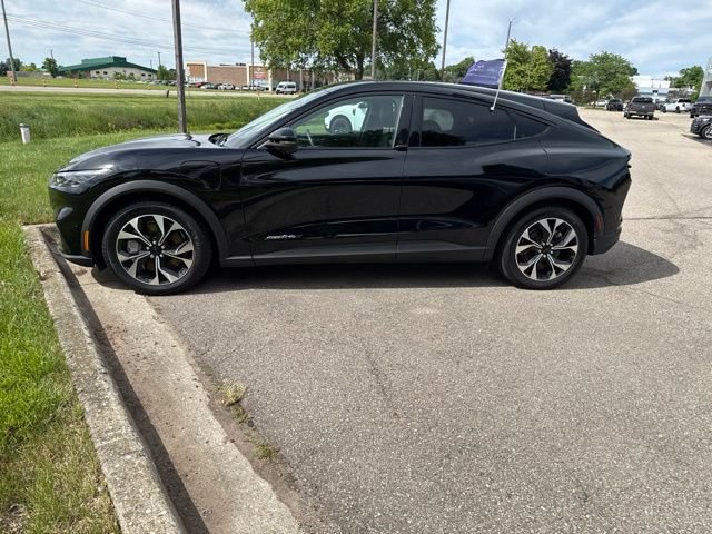 Certified 2024 Ford Mustang Mach-E Select w/ Comfort Package Lite AWD/4WD image 3