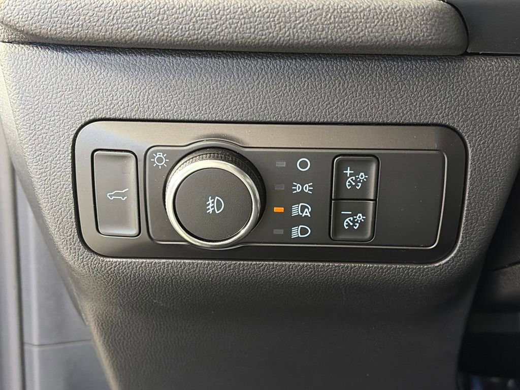 Certified 2025 Ford Escape ST-Line Select image 24