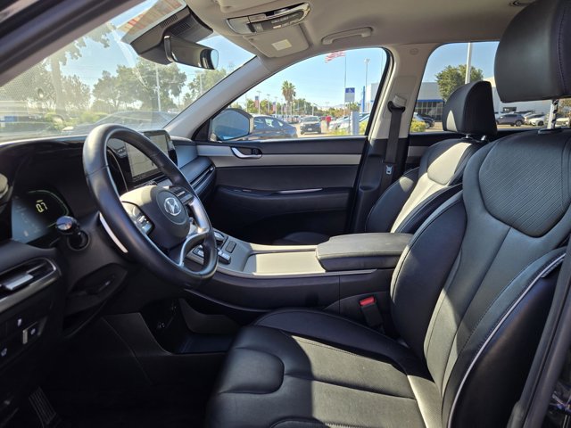 Used 2025 Hyundai Palisade SEL FWD image 26
