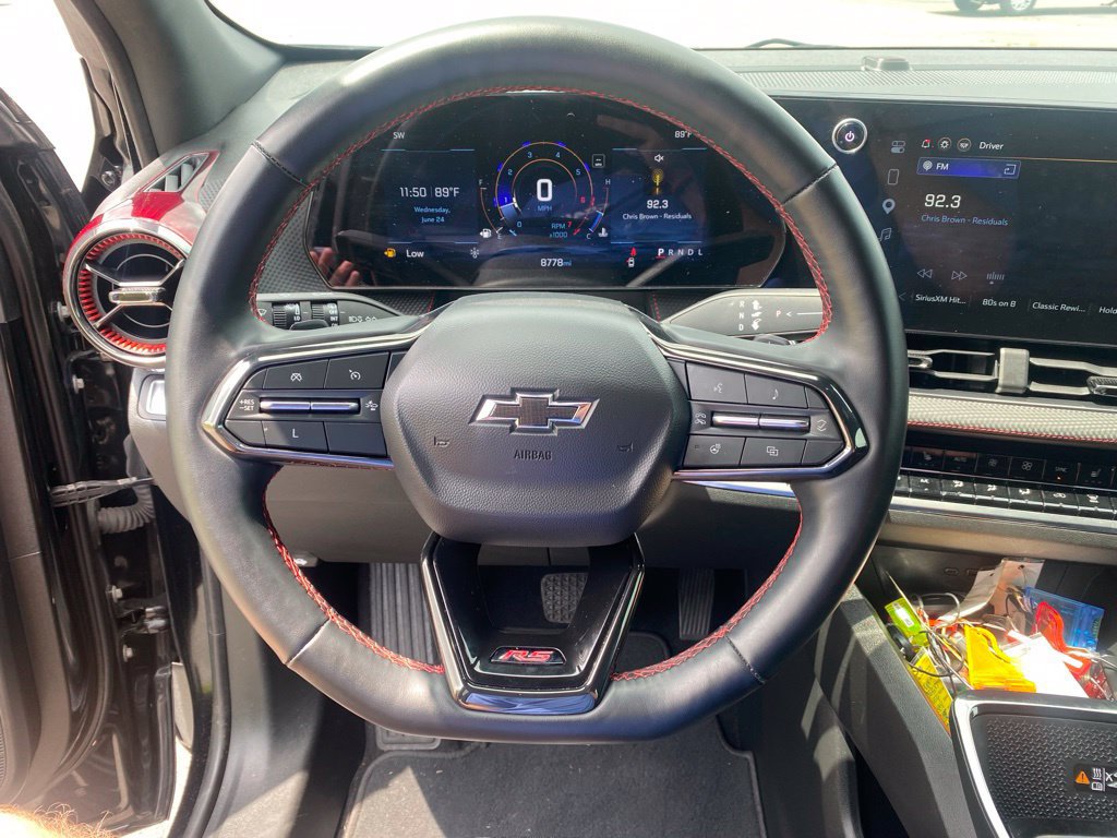 Used 2025 Chevrolet Equinox RS w/ Safety and Technology Package FWD image 18
