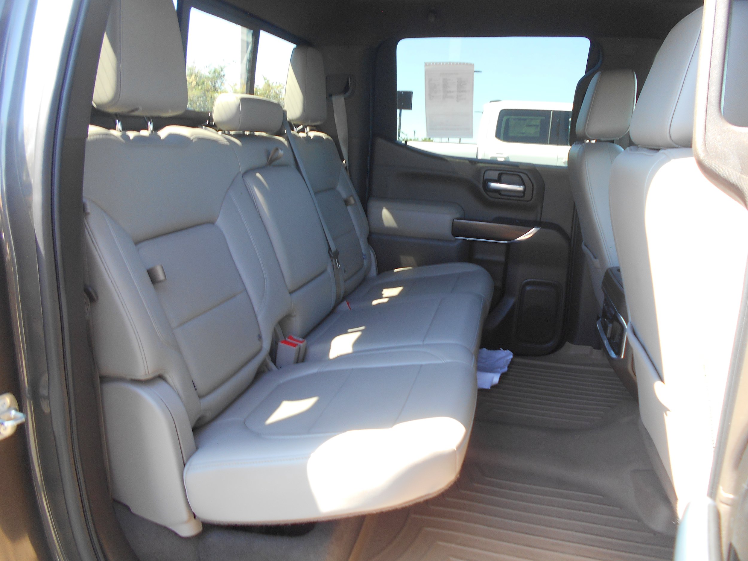 Used 2020 GMC Sierra 1500 SLT w/ SLT Premium Plus Package AWD/4WD image 9