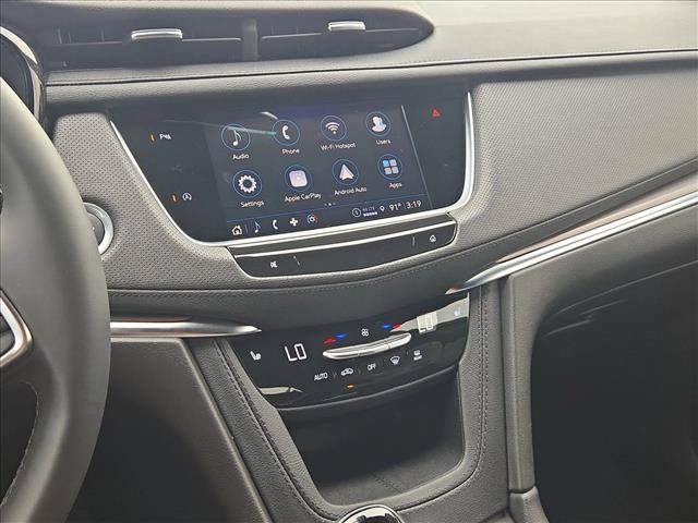 Used 2025 Cadillac XT5 Luxury FWD image 14