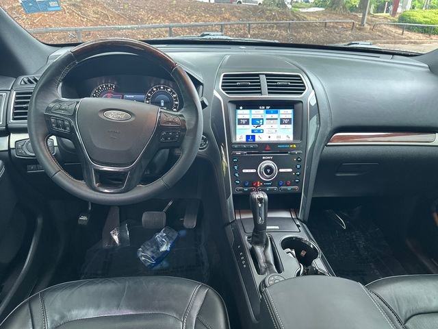 Certified 2017 Ford Explorer Platinum AWD/4WD image 26