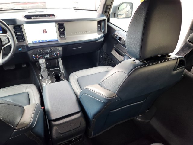 Certified 2023 Ford Bronco Outer Banks w/ Sasquatch Package AWD/4WD image 14