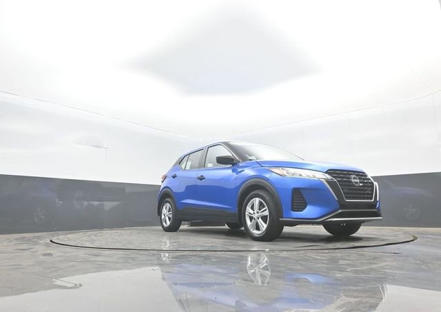 Used 2023 Nissan Kicks S FWD image 32