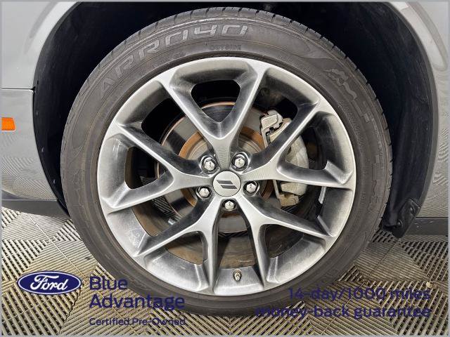 Used 2023 Dodge Challenger SXT w/ Plus Package RWD image 14