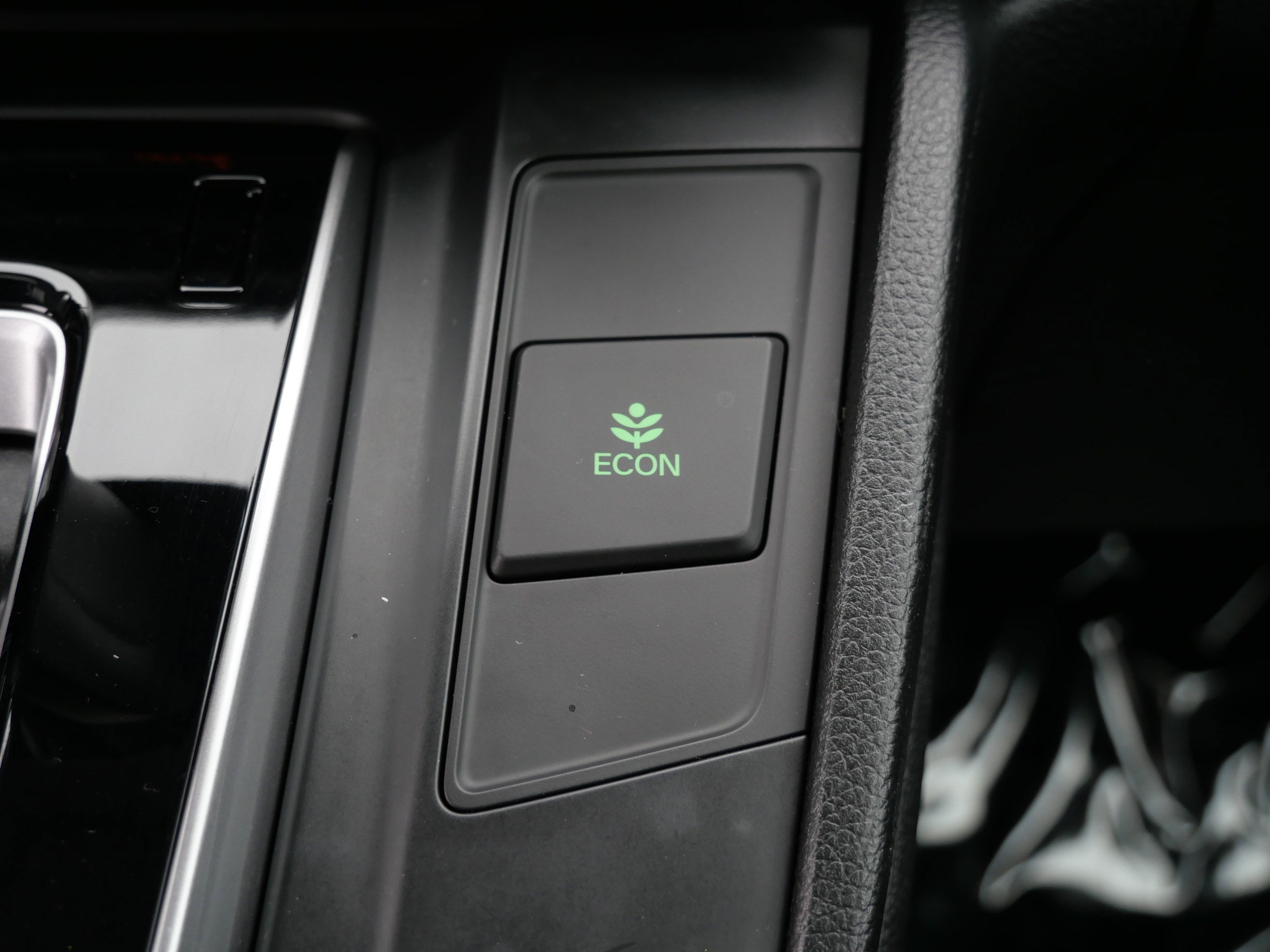 Used 2018 Honda CR-V EX-L image 30