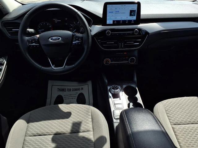 Certified 2022 Ford Escape SE w/ SE Sport Appearance Package image 9