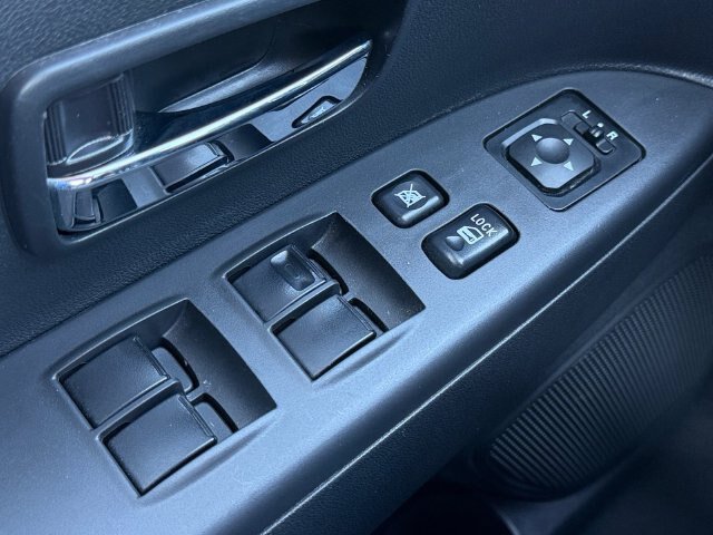 Used 2024 Mitsubishi Outlander Sport ES AWD/4WD image 16