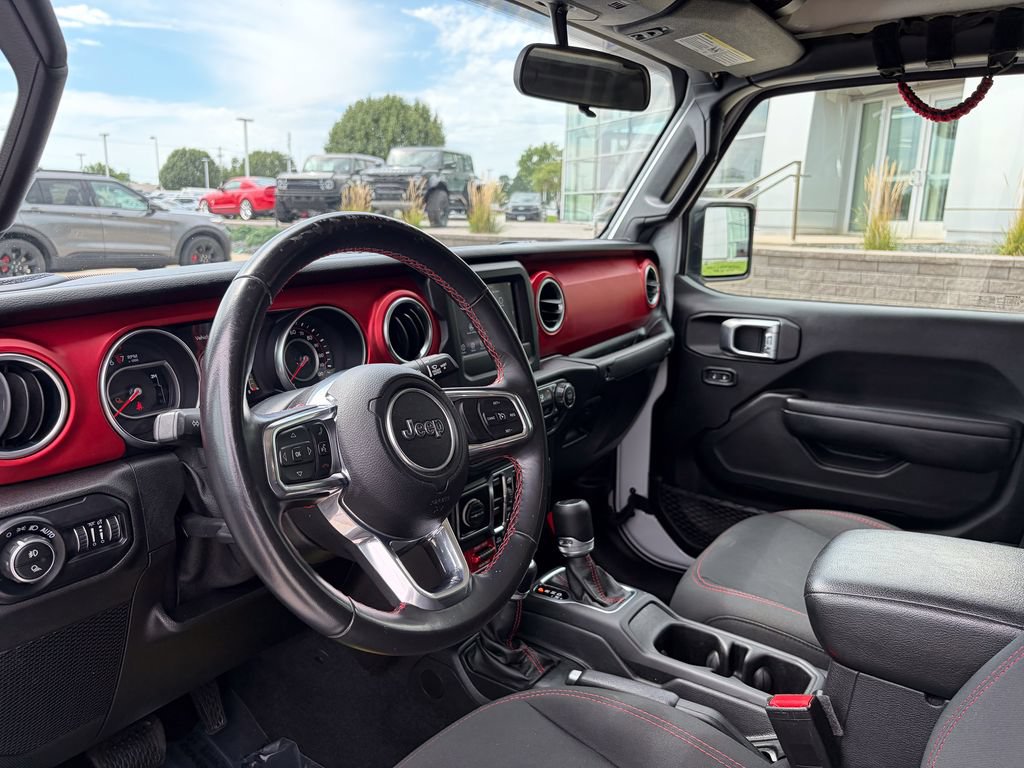 Used 2021 Jeep Gladiator Rubicon AWD/4WD image 9