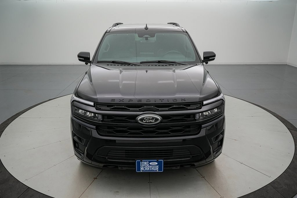 Certified 2024 Ford Expedition Limited image 9