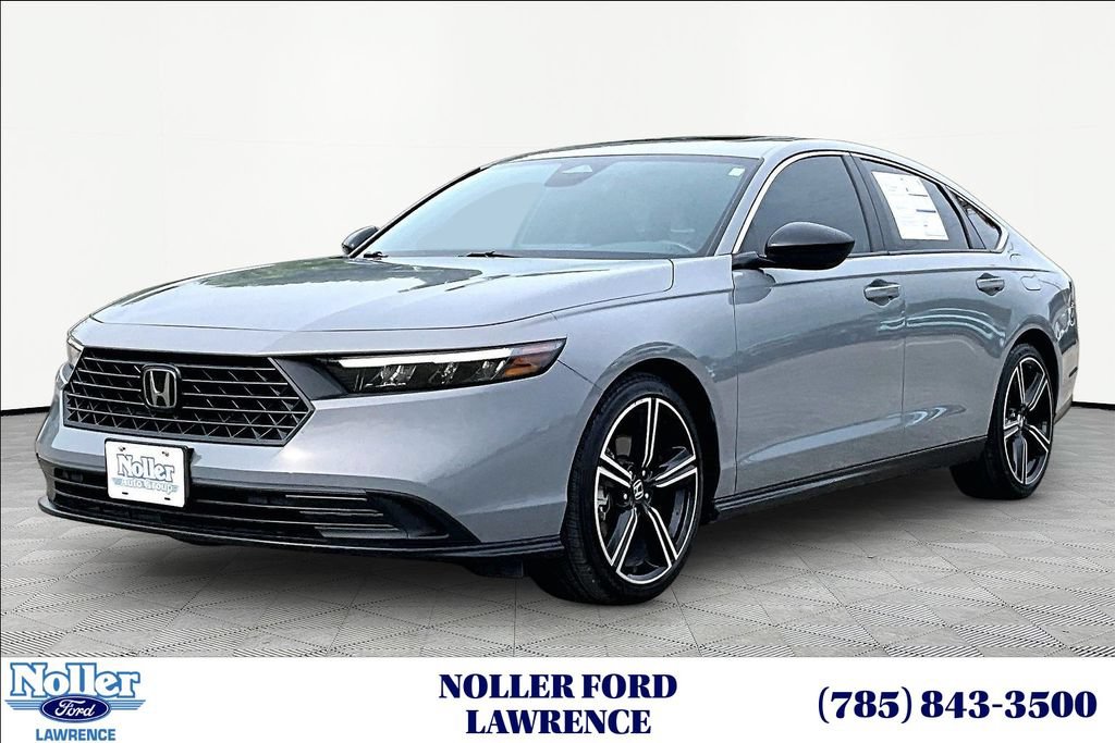 Used 2024 Honda Accord Sport image 1