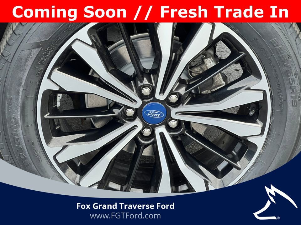 Certified 2022 Ford Escape SEL w/ SEL Stealth AWD Package image 8