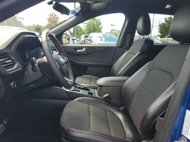Certified 2023 Ford Escape ST-Line w/ Tech Pack #1 AWD/4WD image 12