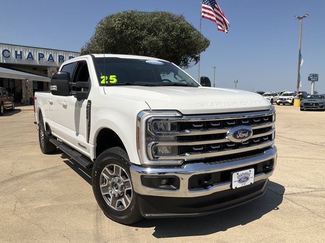 Certified 2025 Ford F250 Lariat AWD/4WD image 24