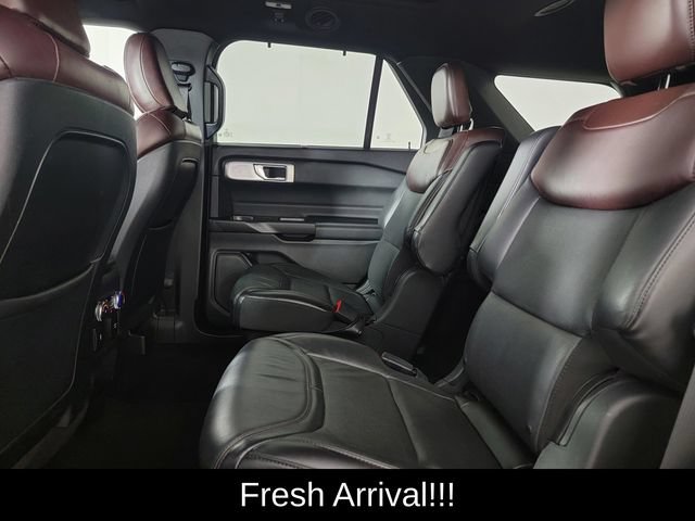 Certified 2020 Ford Explorer Platinum w/ Premium Technology Package AWD/4WD image 15