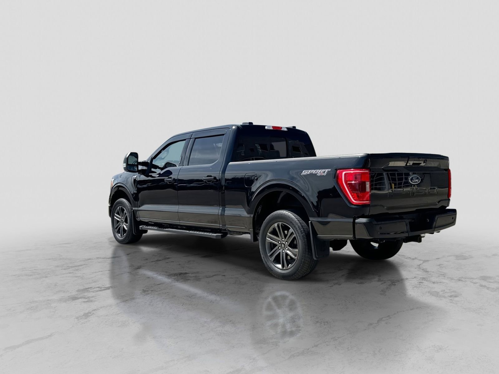 Certified 2022 Ford F150 XLT w/ Equipment Group 302A High AWD/4WD image 5