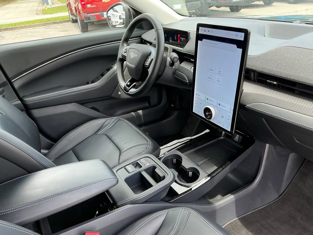 Certified 2025 Ford Mustang Mach-E Premium AWD/4WD image 19