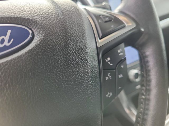 Certified 2022 Ford Edge Titanium image 26