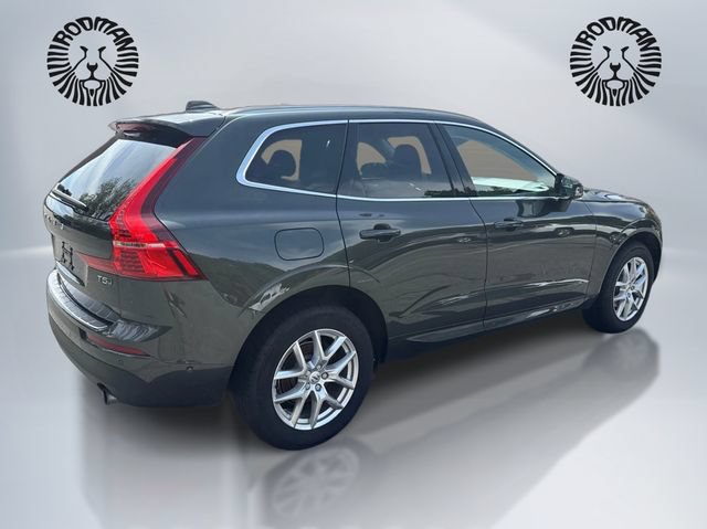 Used 2018 Volvo XC60 T5 Momentum w/ Vision Package AWD/4WD image 6