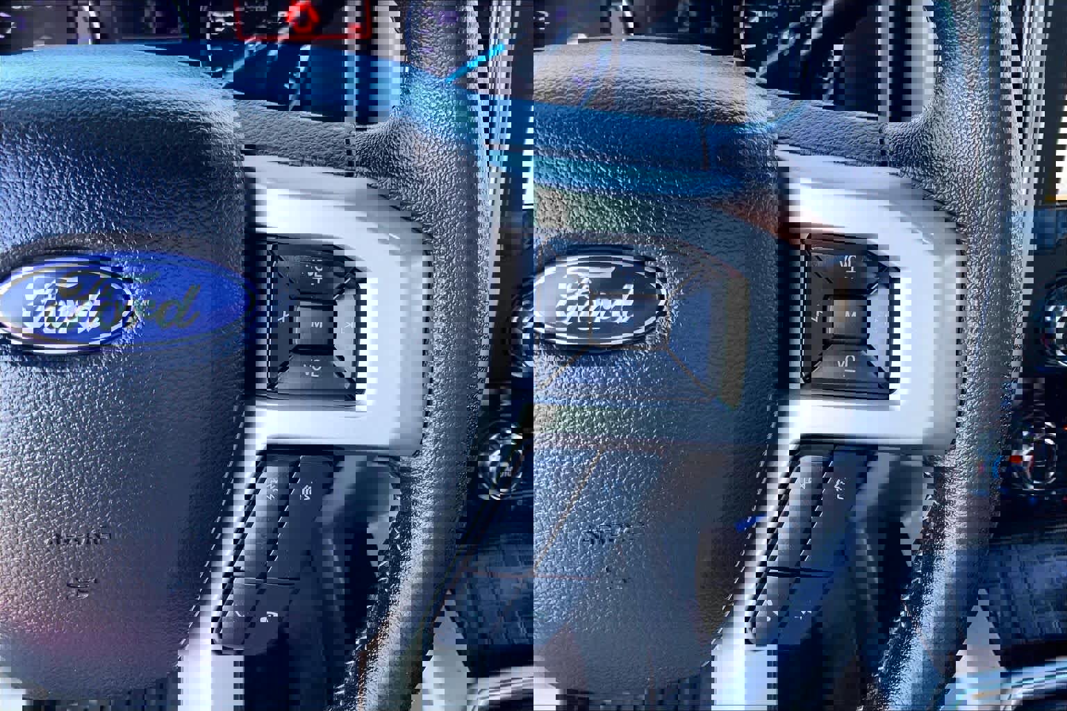 Certified 2020 Ford F350 Lariat w/ Lariat Ultimate Package image 20