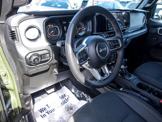 Used 2024 Jeep Wrangler Unlimited Sahara AWD/4WD image 11
