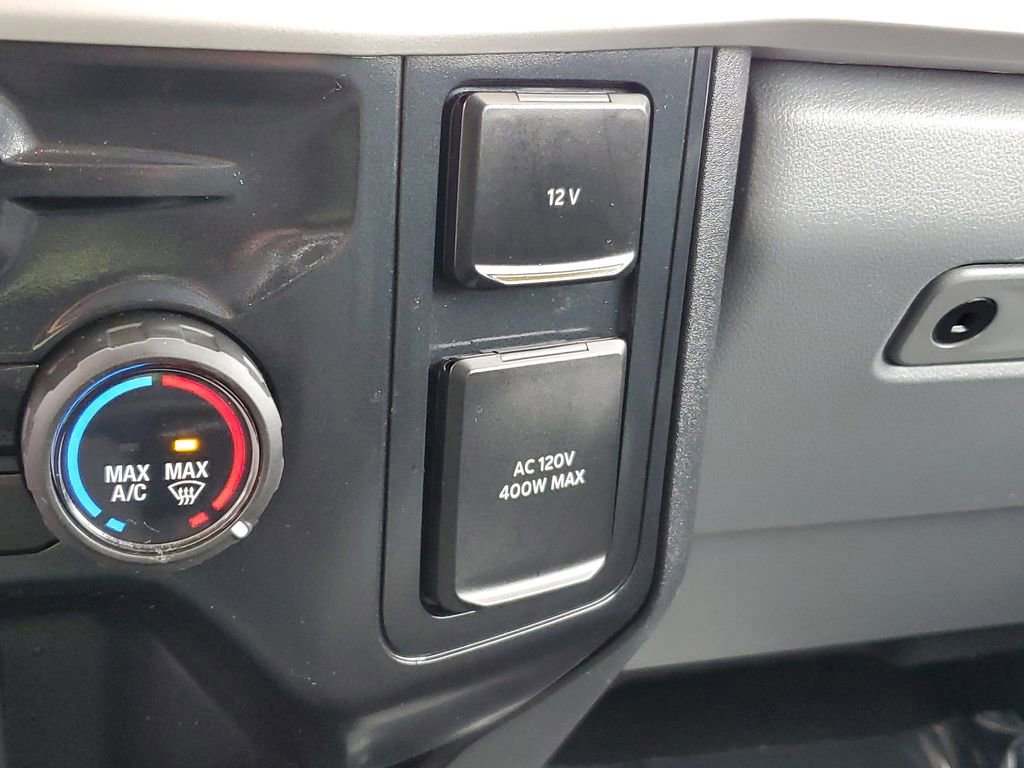 Certified 2025 Ford F250 XLT image 28