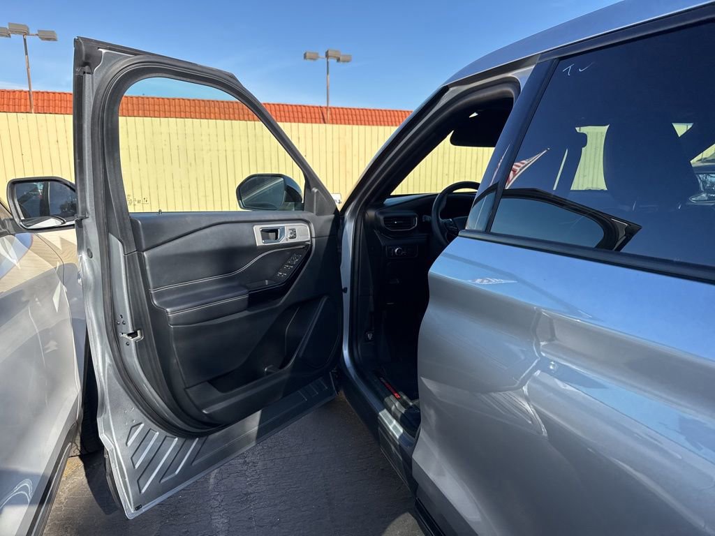 Certified 2022 Ford Explorer ST w/ Equipment Group 401A image 11