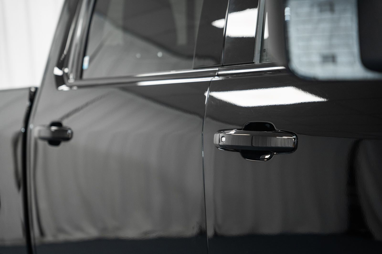 Used 2024 GMC Sierra 2500 Denali Ultimate image 14