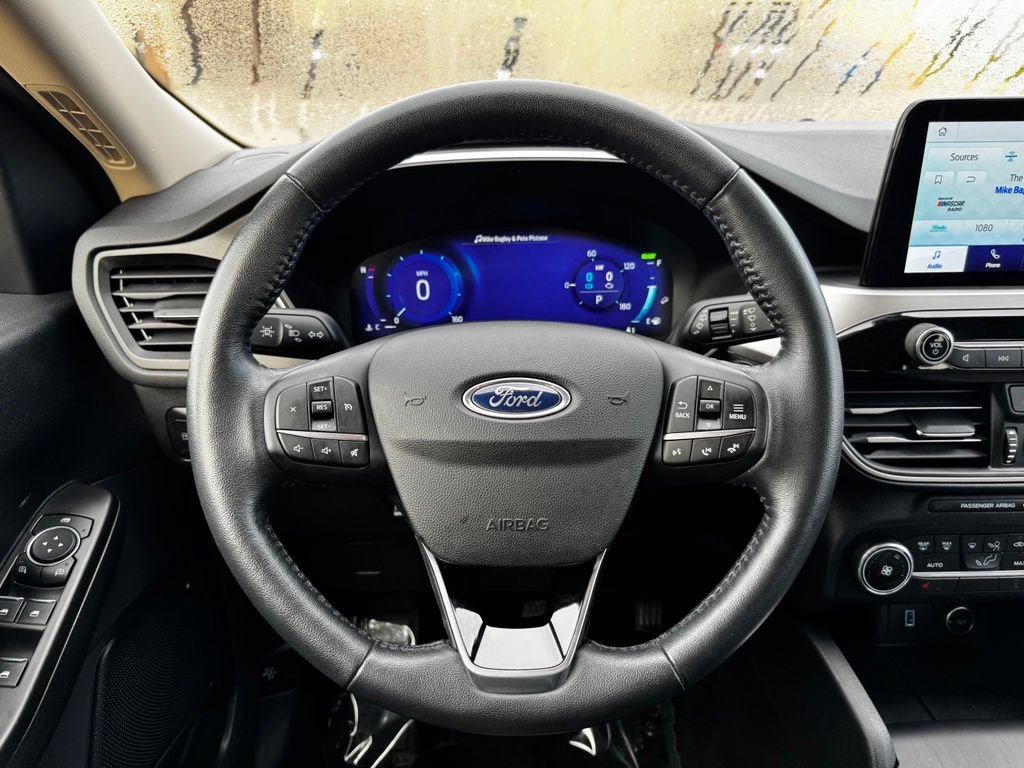 Certified 2020 Ford Escape SE Sport AWD/4WD image 31