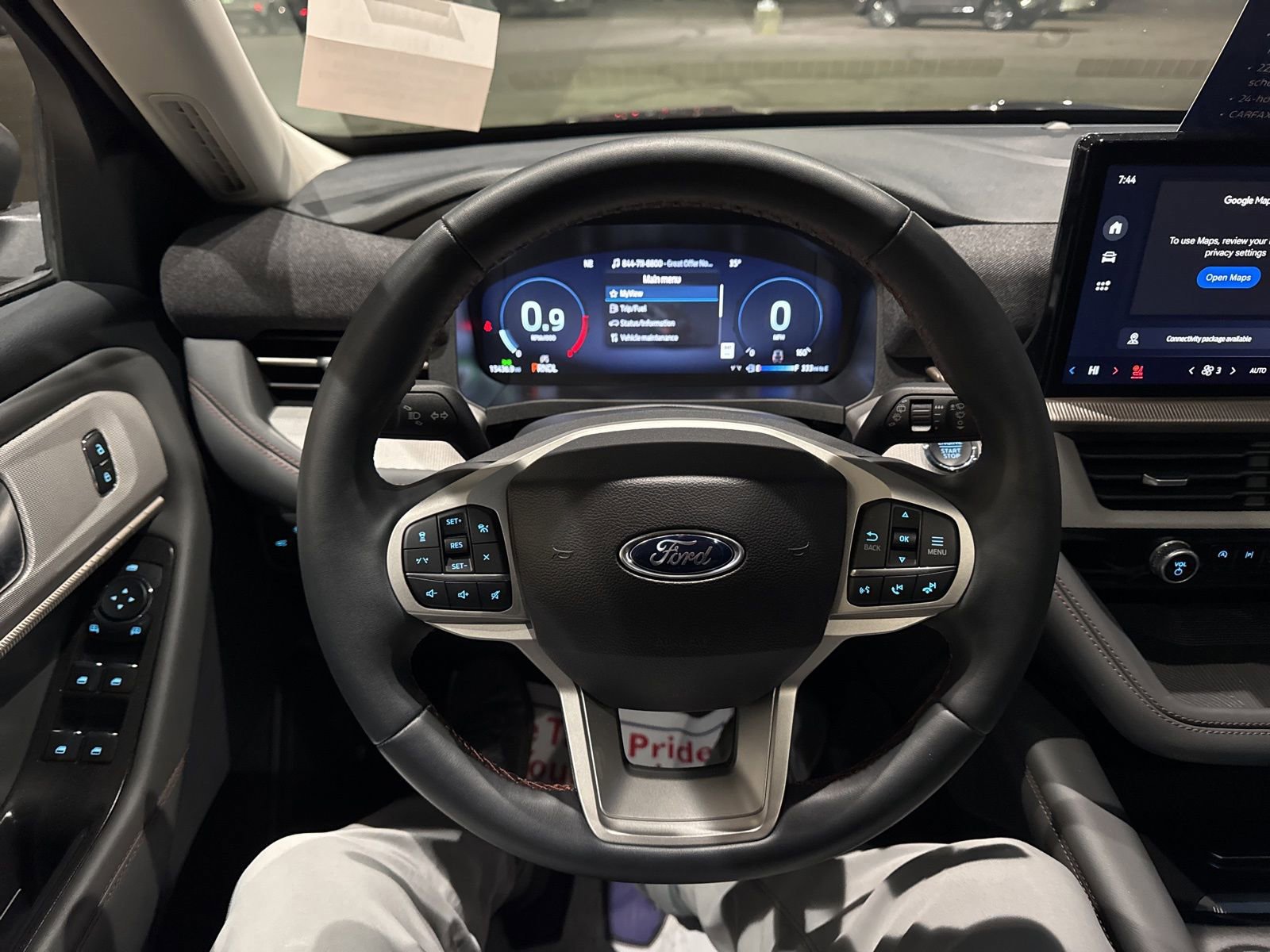 Certified 2025 Ford Explorer Active w/ Active Comfort Package image 31