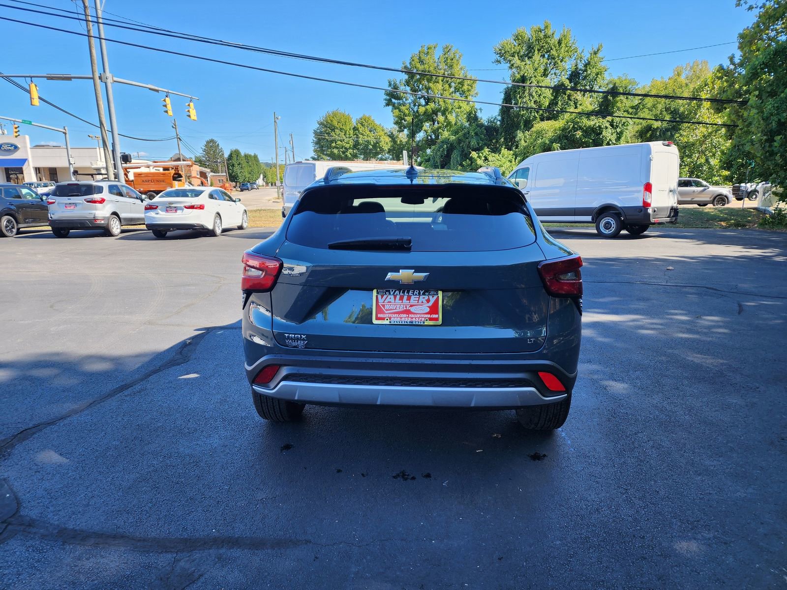 Used 2025 Chevrolet Trax LT image 4