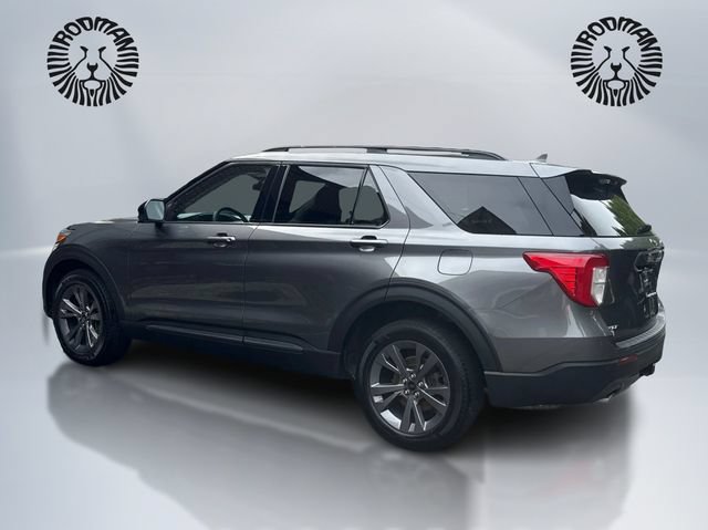 Certified 2023 Ford Explorer XLT w/ Equipment Group 202A AWD/4WD image 9