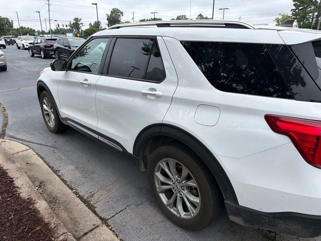 Certified 2023 Ford Explorer Limited AWD/4WD image 7