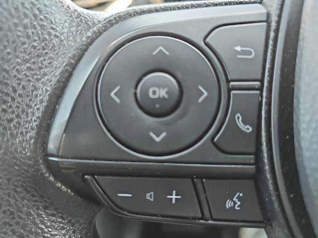 Used 2025 Toyota RAV4 XLE FWD image 17