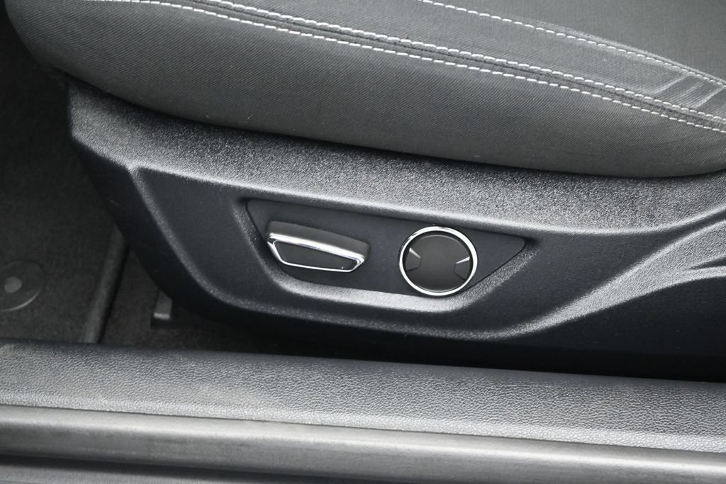 Certified 2019 Ford Mustang GT w/ Black Accent Package RWD image 9