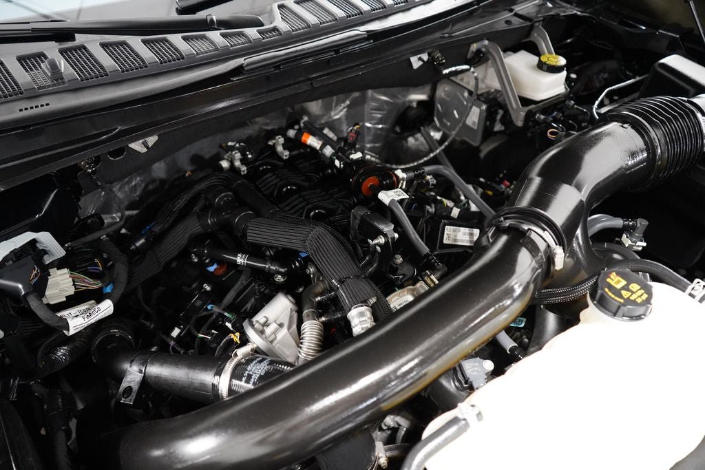 Certified 2025 Ford Expedition Active AWD/4WD image 38