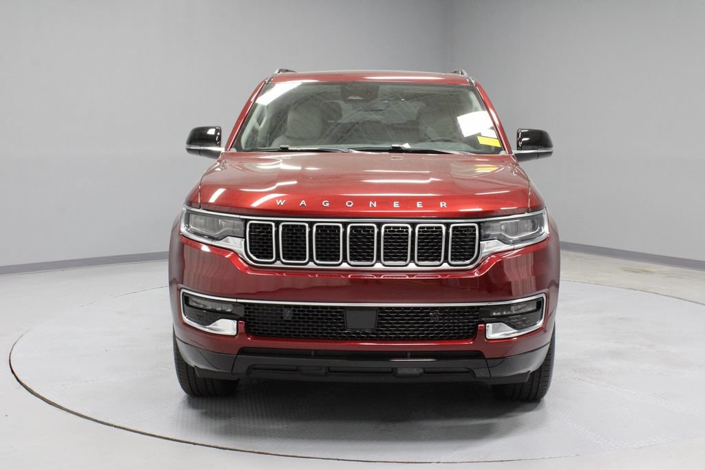 Used 2024 Jeep Wagoneer 4WD w/ Premium Group I image 7