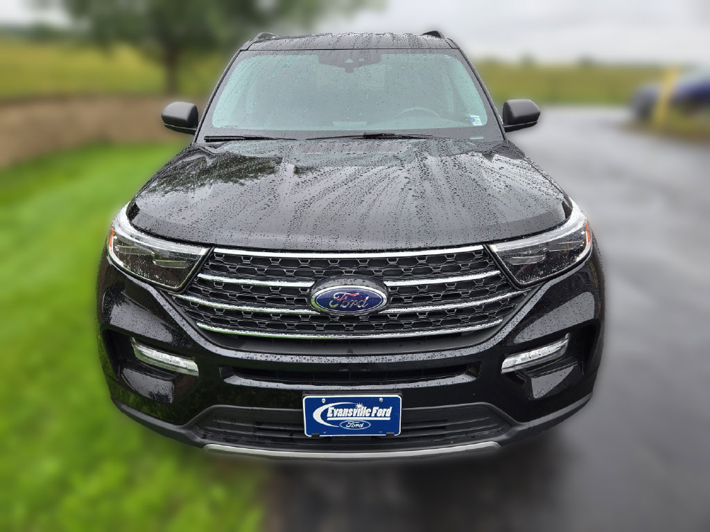 Certified 2023 Ford Explorer XLT w/ Equipment Group 202A AWD/4WD image 2