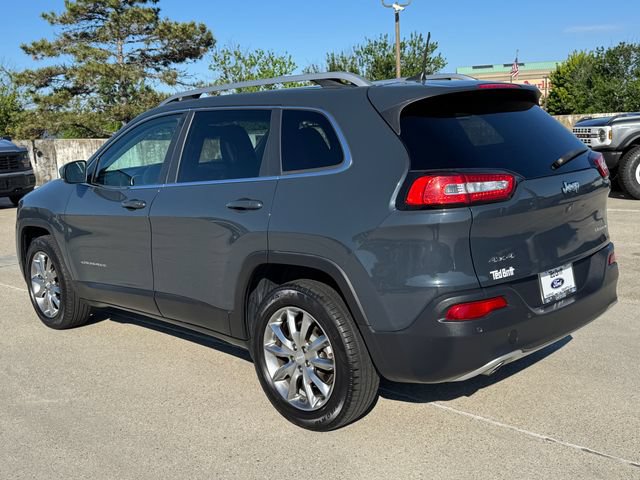 Used 2018 Jeep Cherokee Limited AWD/4WD image 7