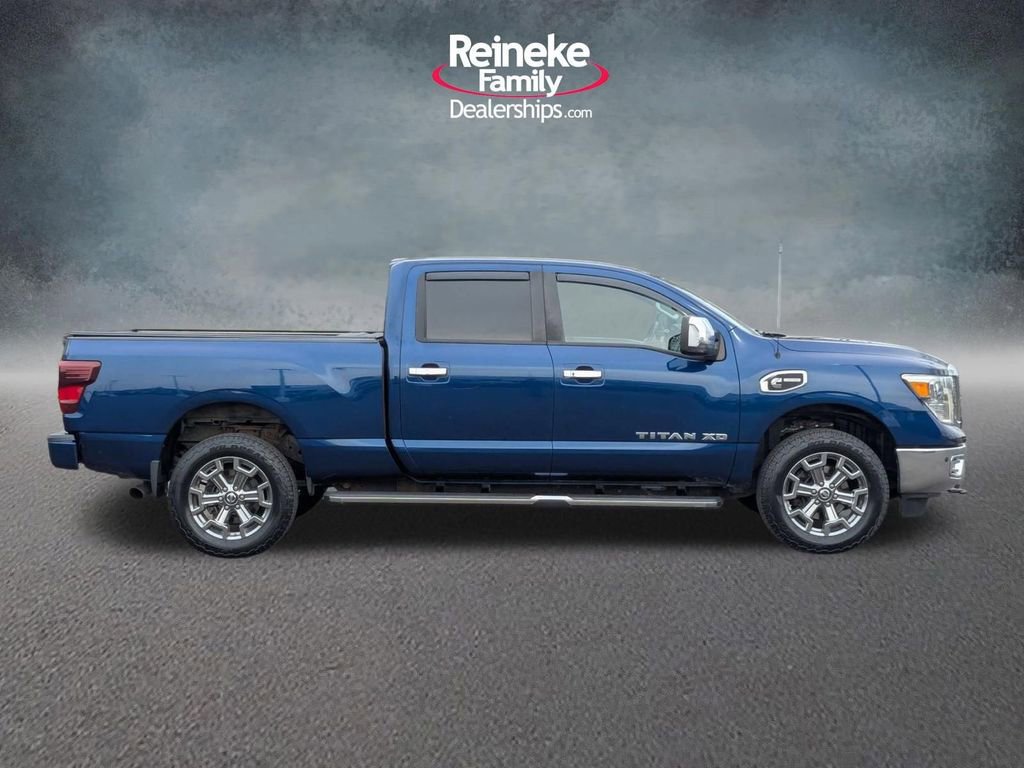 Used 2018 Nissan Titan SL w/ Chrome Package image 6