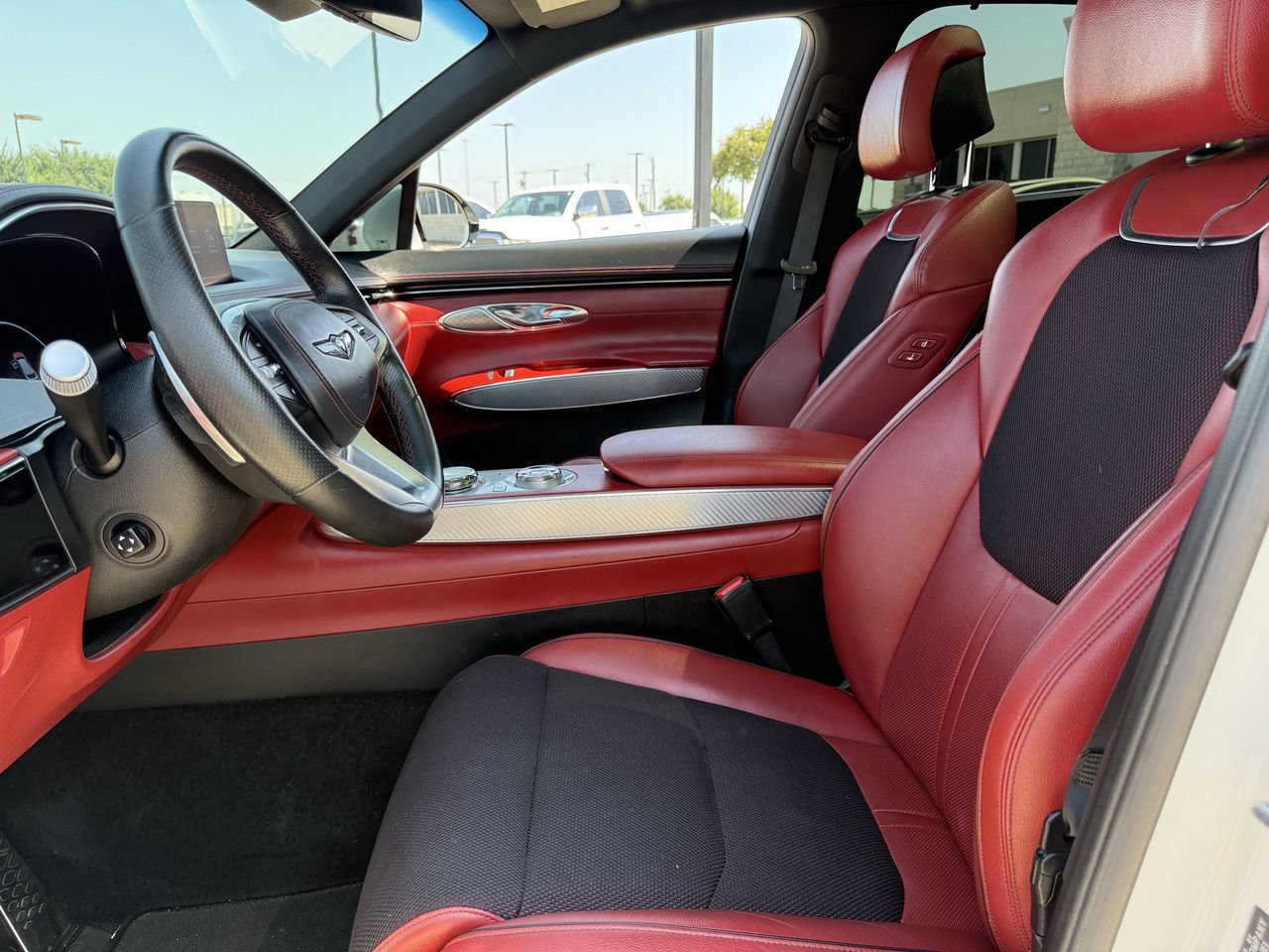 Used 2023 Genesis GV70 2.5T w/ Sport Prestige Package AWD/4WD image 25