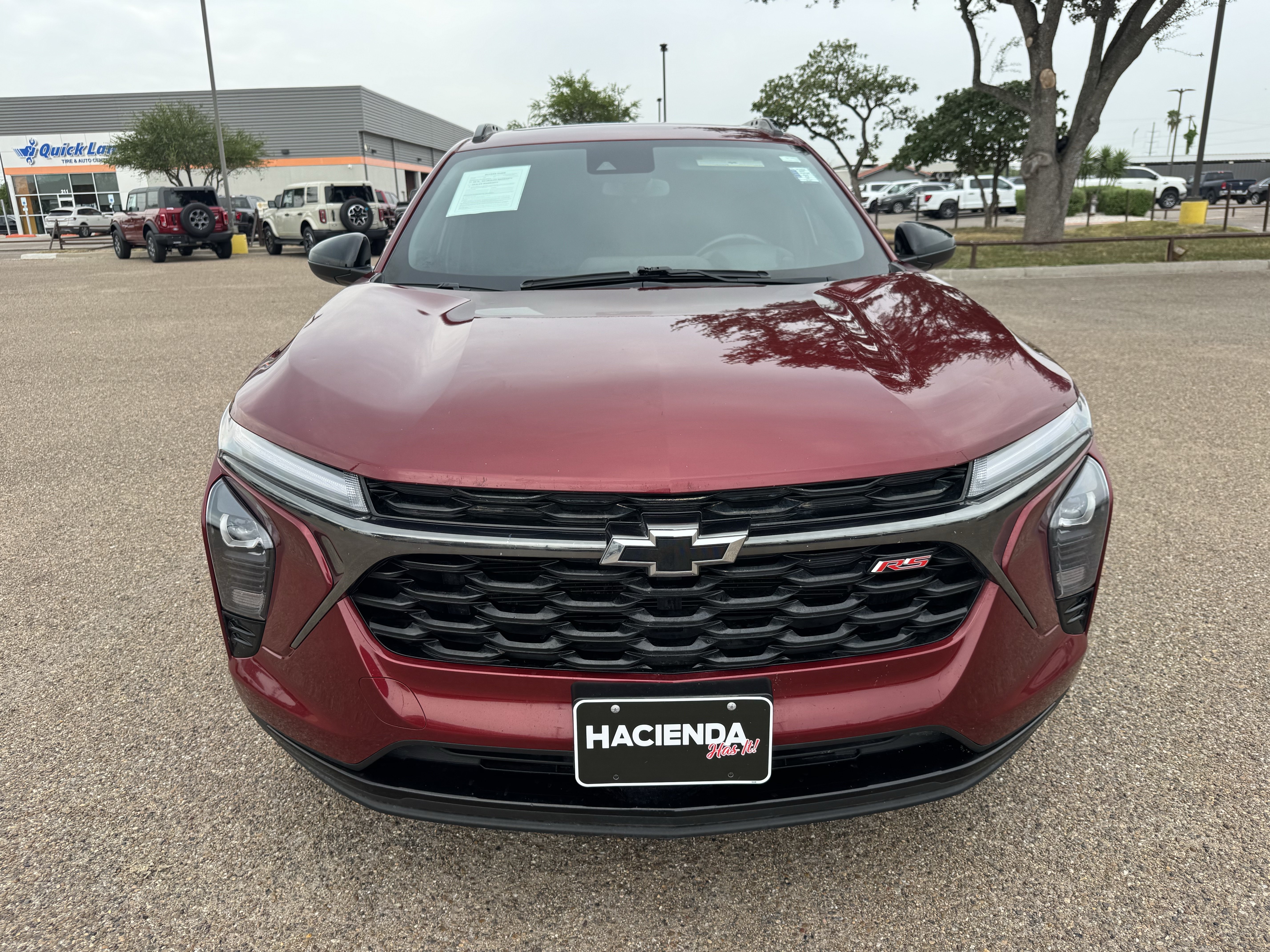 Used 2025 Chevrolet Trax RS w/ Sunroof Package FWD image 6