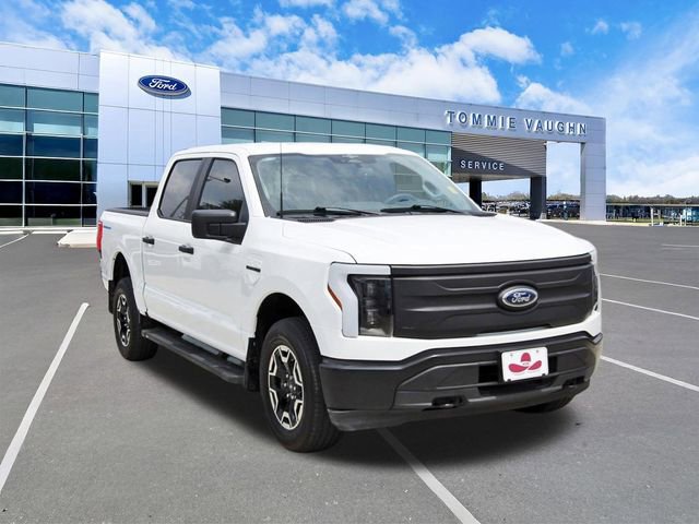 Certified 2023 Ford F150 Lightning Pro AWD/4WD image 6
