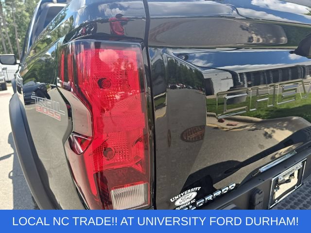 Used 2025 Chevrolet Colorado Trail Boss AWD/4WD image 30